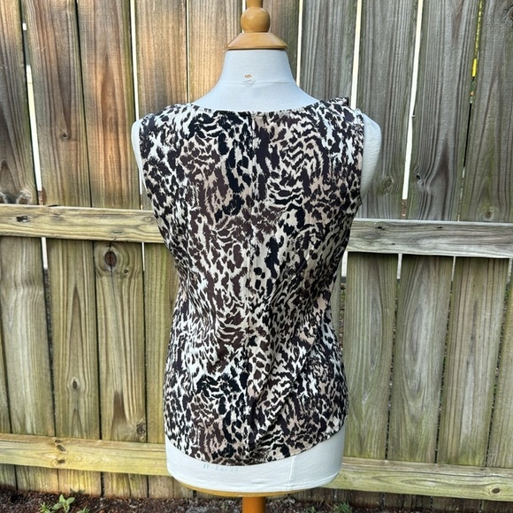 St. John silk leopard print tank top, size 4 - Picture 4 of 6